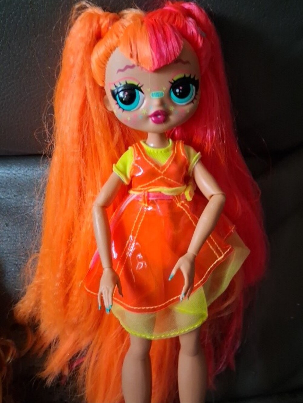 L.O.L O.M.G SURPRISE! Bright Orange & Pink Fashion Doll with Neon Outfit